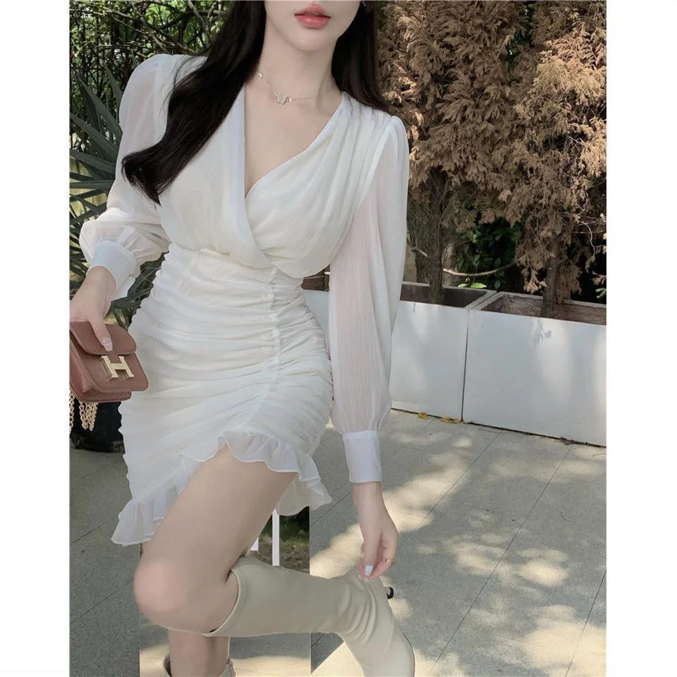 

2022 Women Summer Sundress Bubble Sleeve Sexy V-neck Bodycon Pleated Ruffle Mesh Stitched Mini Dress Elegant Dresses For Female
