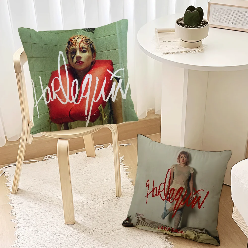 Декоративная наволочка Леди Гага полиэстер