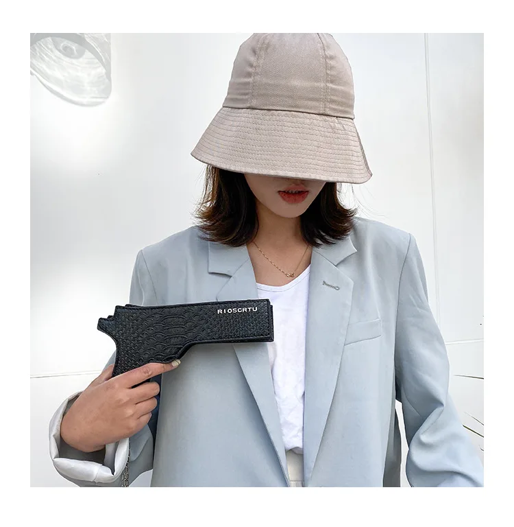 

Fanny 3D цепи в форме пистолета, женские сумки через плечо, роскошная сумка через плечо из искусственной кожи, женские шикарные маленькие кошел...