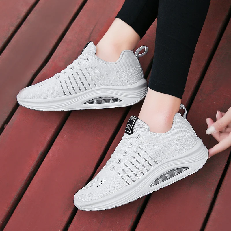 Sneakers Women's Walking Shoes Fashion Air Cushion Thick Sole Walking Shoes Breathable Casual Women's Shoes Mesh Dance Soft Sole
