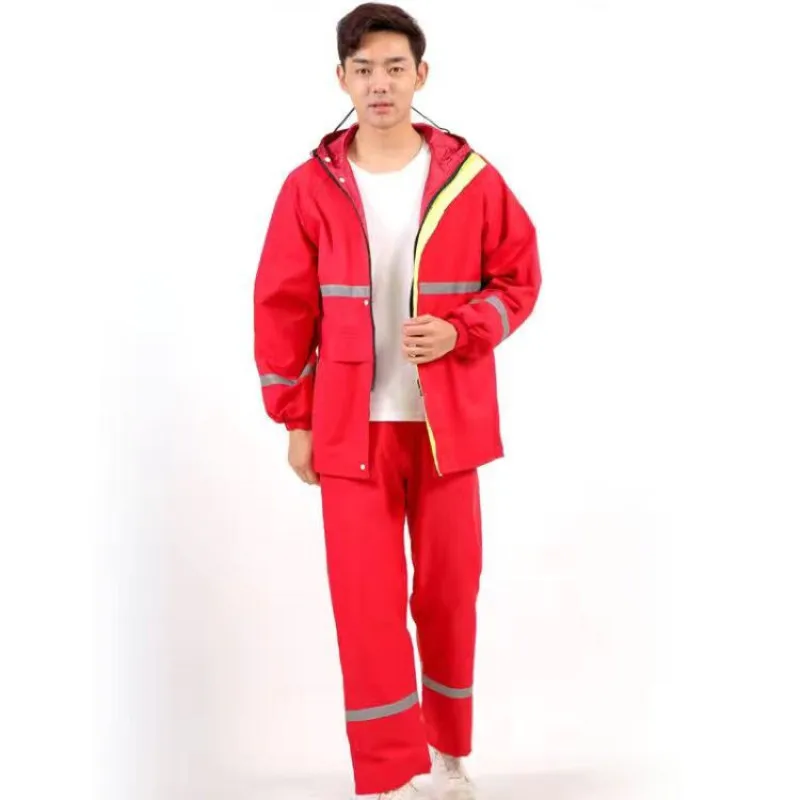 

2022 Good airtightness Strong Waterproof Ability Men/Women Motorcycle Raincoat PVC Fabric Thickened Warm Function Rainwear Sets