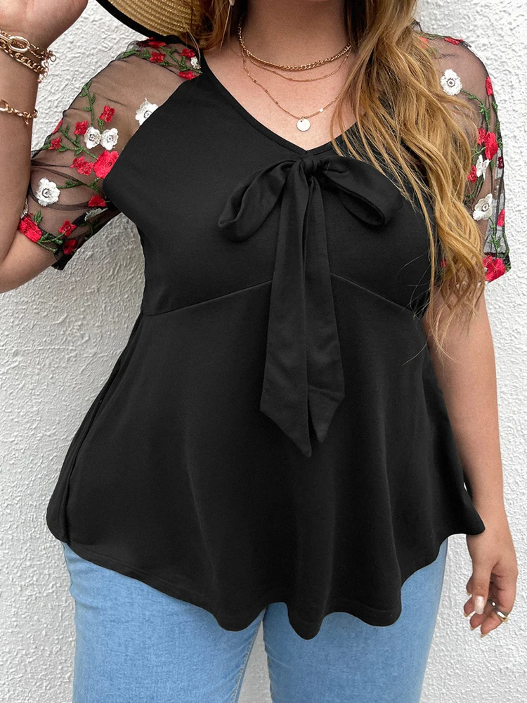 

2022 Fashion Embroidery Floral Short Sleeve Casual Blouse Shirt Female Bow V Neck Black Tee Shirt Plus Size Ladies Tops