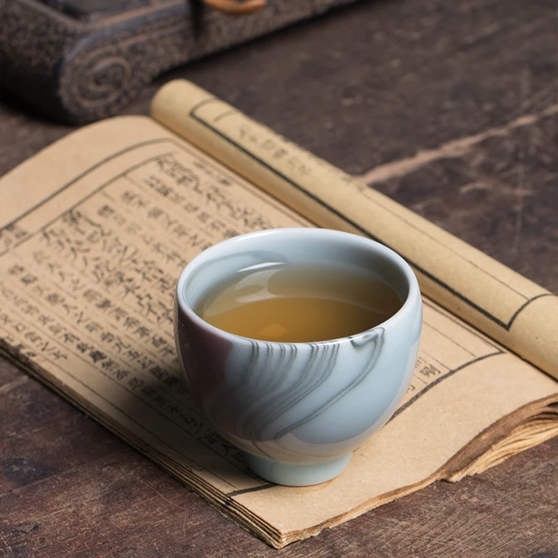 Фото Керамическая креативная чашка Longquan Celadon ручной работы, Женская чашка для дегустации чая, одинарная чашка Ye Zhengmao Yanxia, подарочная коробка №2