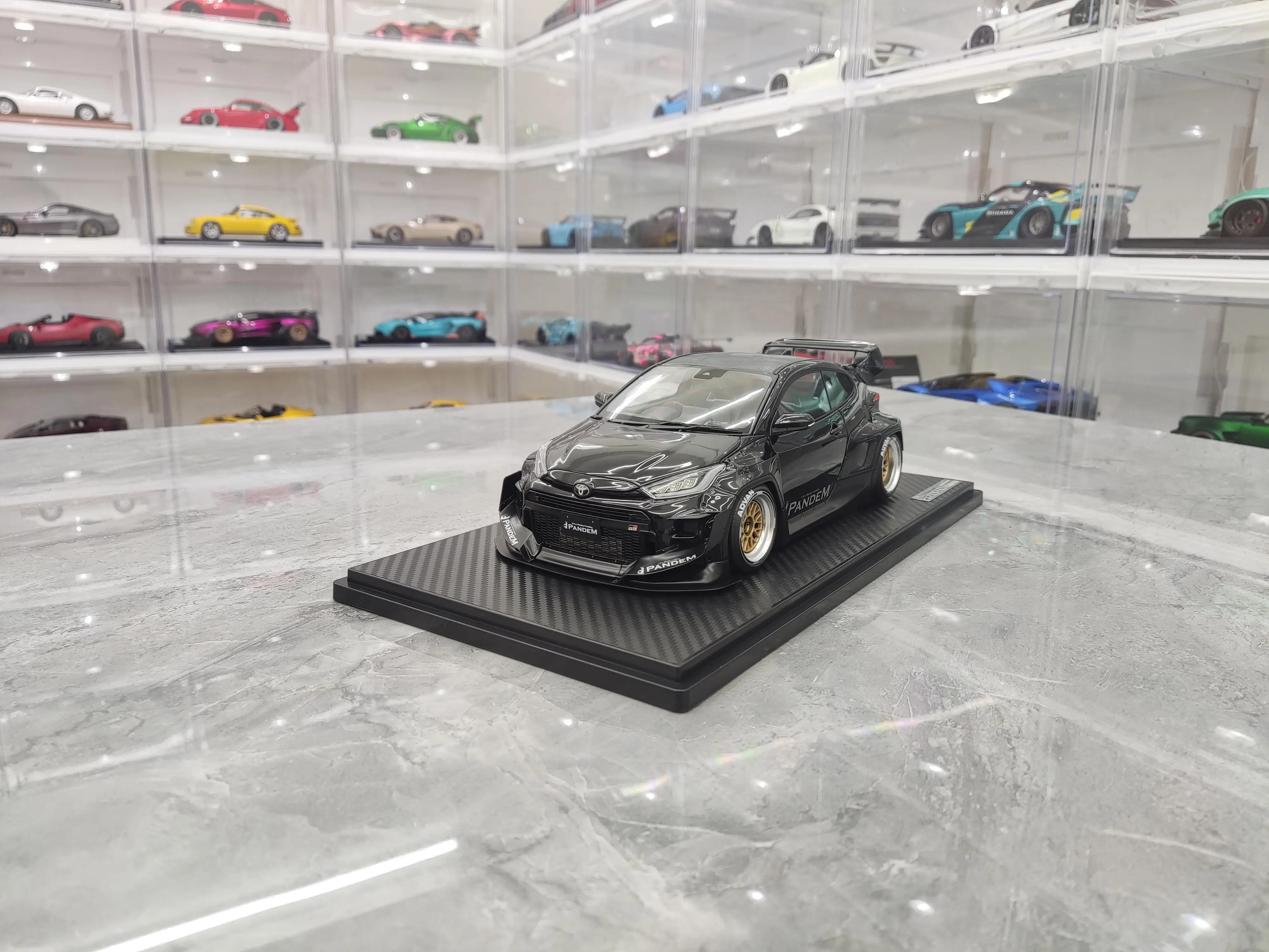 IG 1/18 для Toyot Yaris GR 4BA PANDEM Модифицированная ракета кролик искусственная коллекция