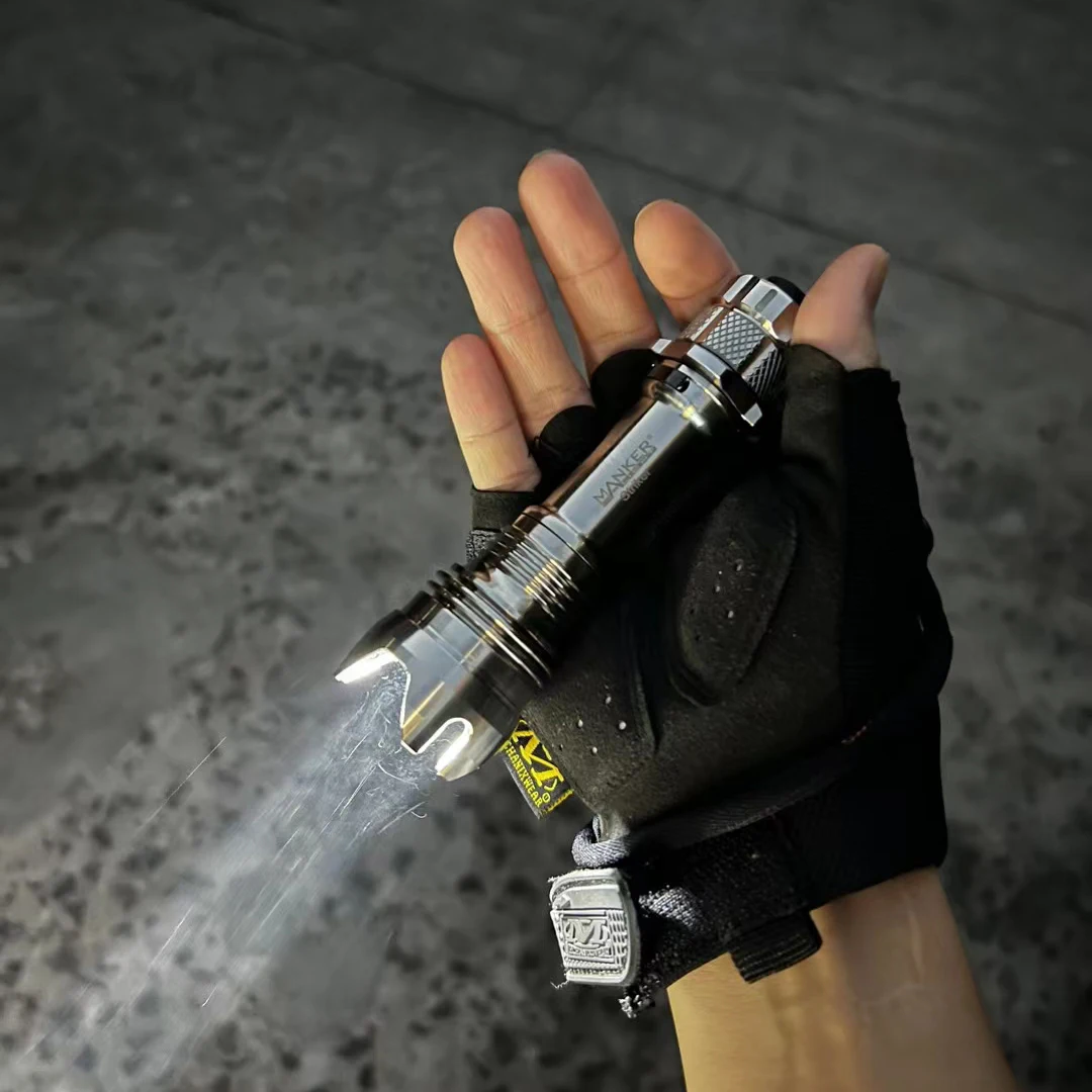 Фото Светодиодный тактический фонарик Mankerlight Striker Titanium TC4, 2300 люмен, Luminus SFT40, EDC + USB-перезаряжаемый аккумулятор 18650 №4