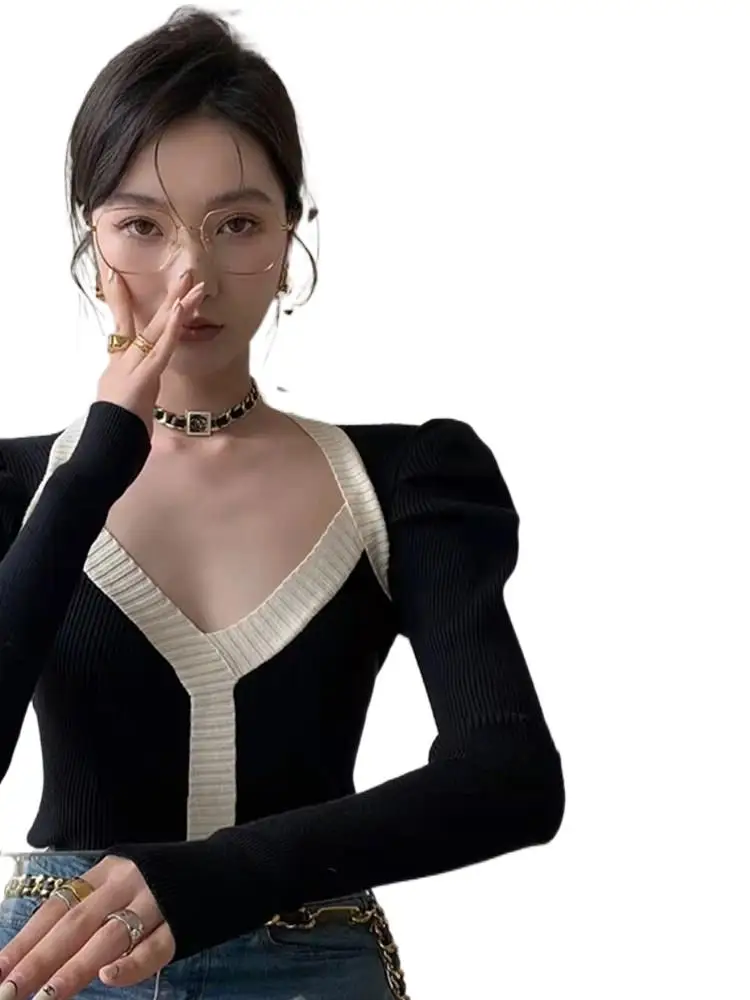 

V-neck Niche Design Sense Bubble Sleeve Square Collar Sweater Temperament Bottom Knit