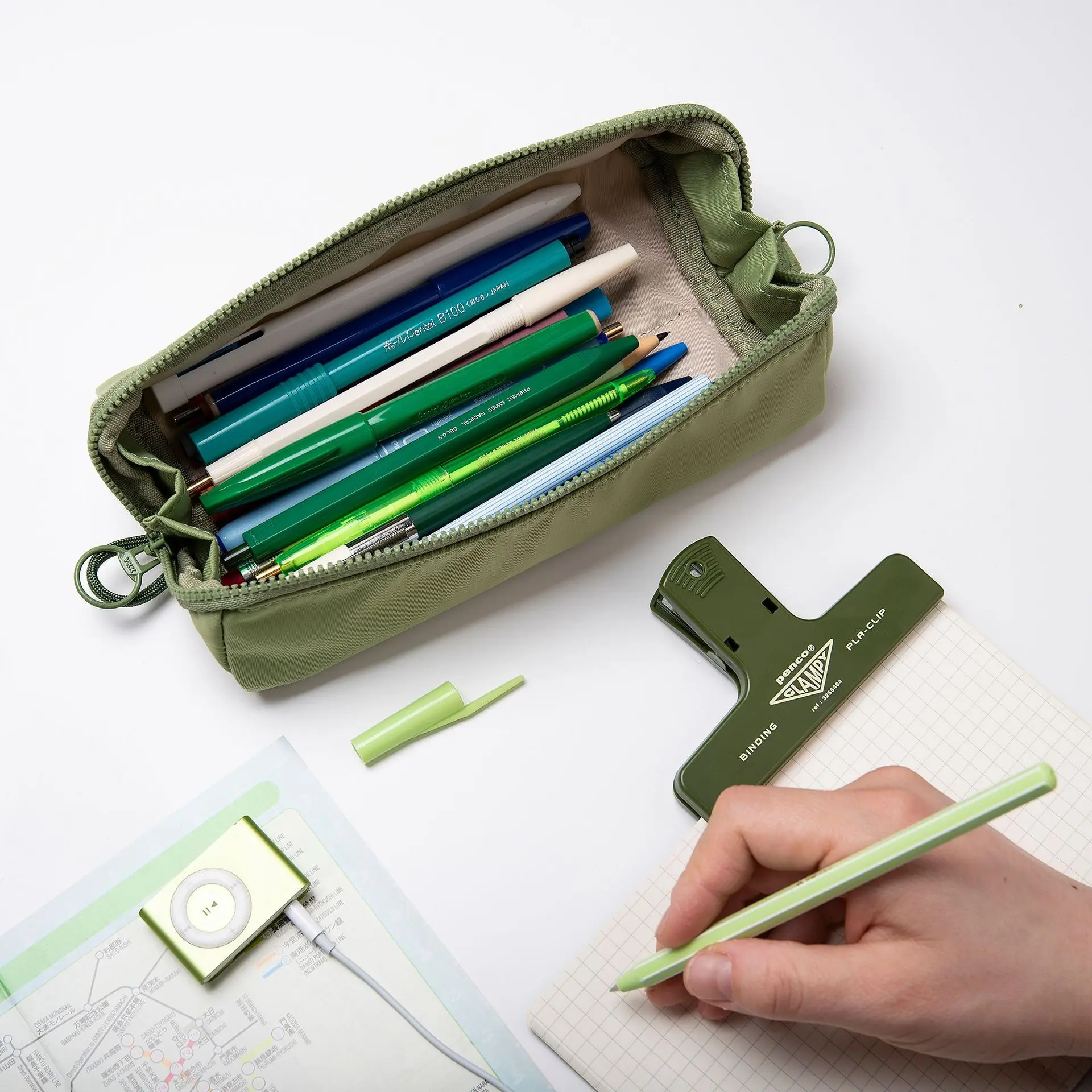 

Solid color pencil case Large capacity student stationery pencil case