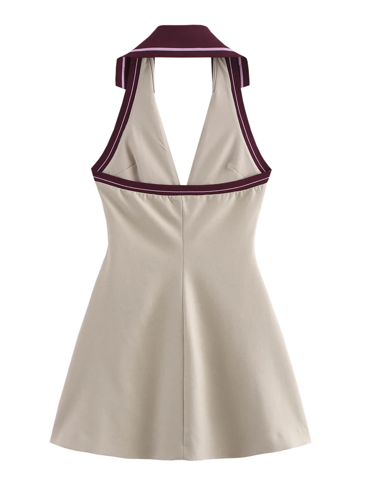 Женское мини-платье в полоску с открытой спиной и лямкой на шее