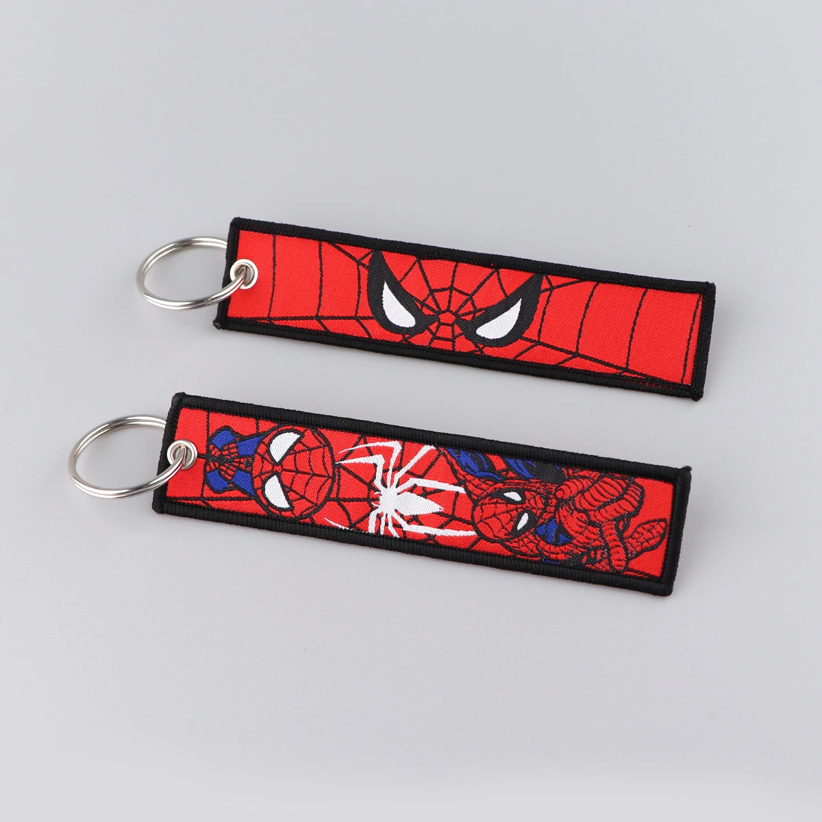 

Spider Man Key Tags Keychain for Car Motorcycles Cool Keys Keyring Holder Fashion Jewelry Accessories Gifts for Fans