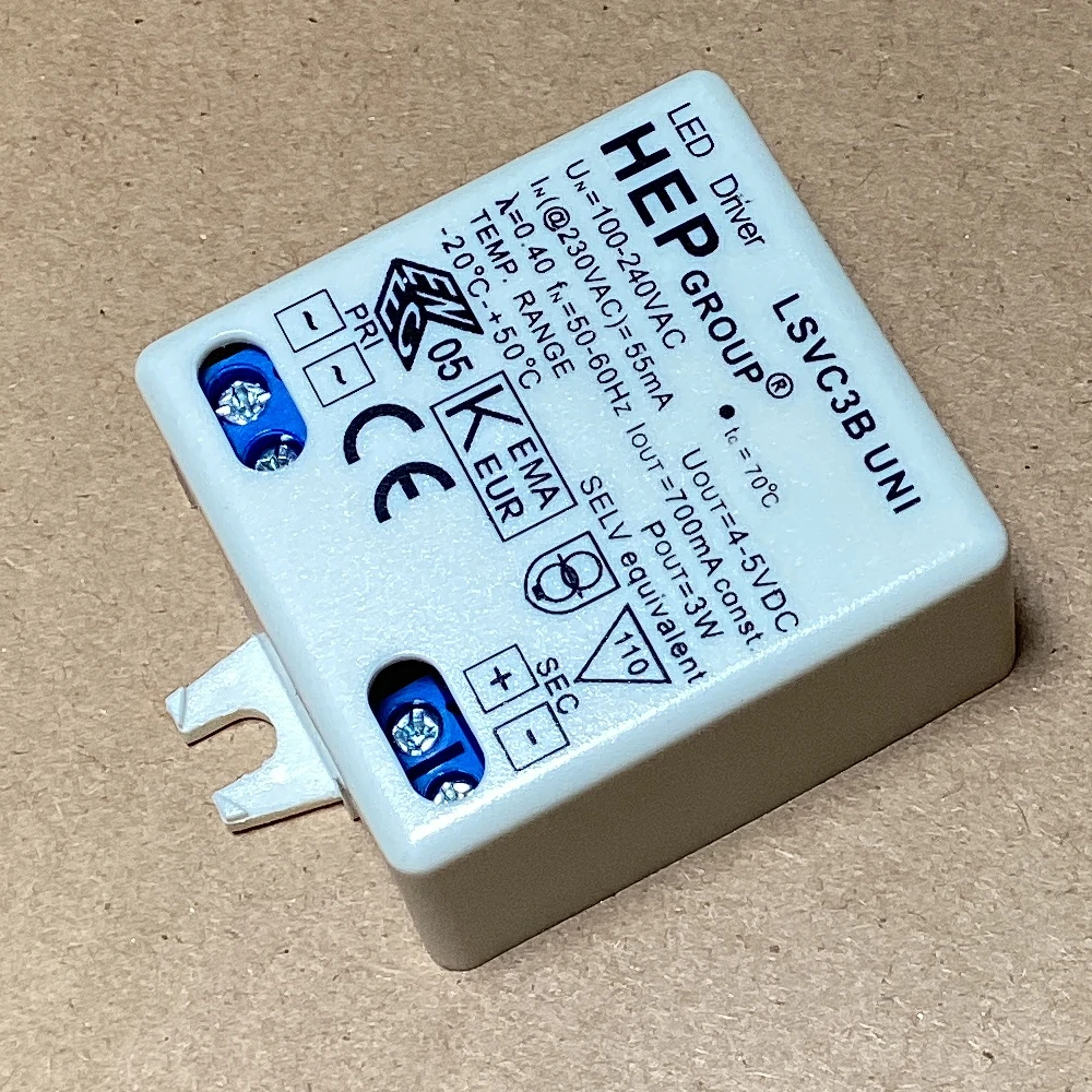 

Светодиодный драйвер 100–240 В переменного тока HEP GROUP 1-3,8 Вт 3–10,8 В постоянного тока 350 мА Драйвер трансформатора LSVC3B UNI 700 мА, 3 Вт, 4-5 В постоянного тока