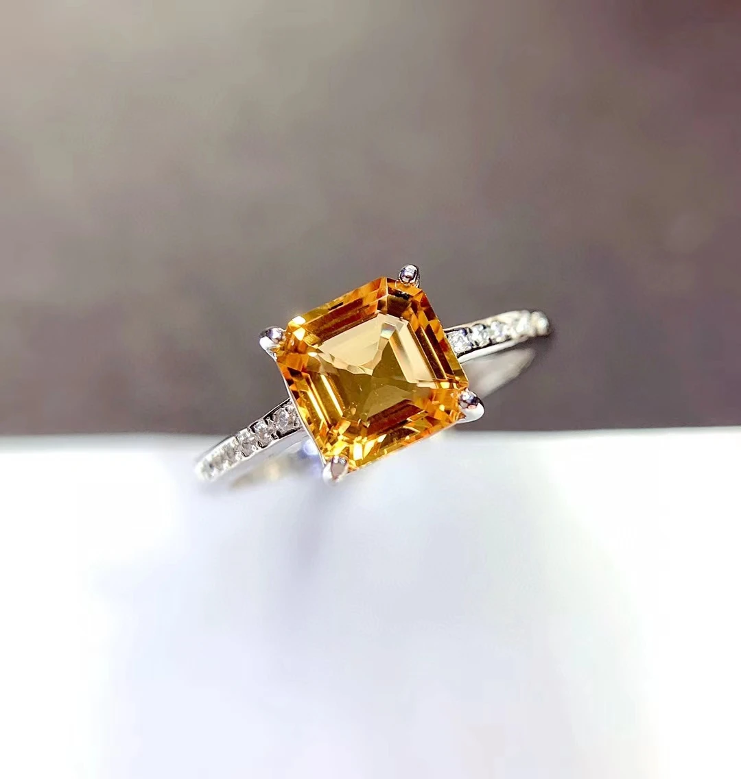 Женское кольцо из серебра 925 пробы, с цитрином (art.: 3920bee45ba0a) - 3920bee45ba0a