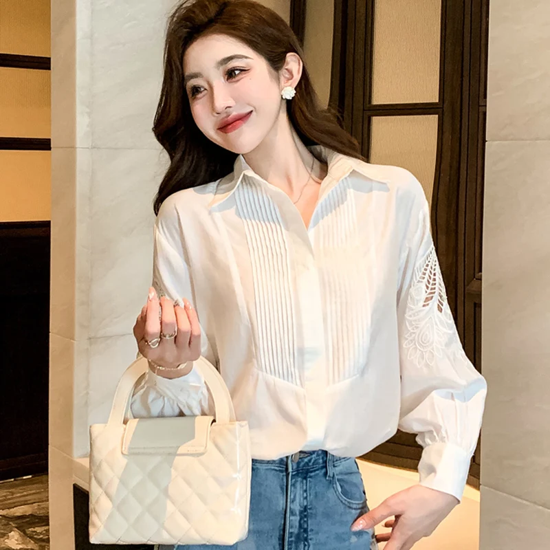 Блузка женская плиссированная с отложным воротником и длинным рукавом осень 2024