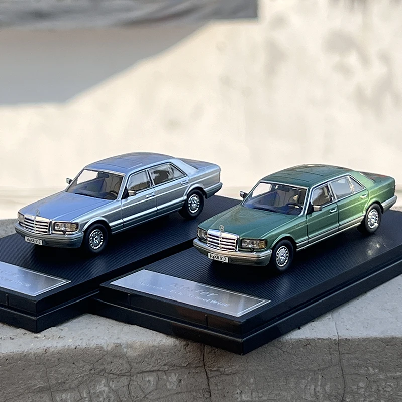 

Master Diecast 1/64 Scale S560 W126 Sedan Simulation Metal Alloy Car Model Static Ornament Collection Gift Toy