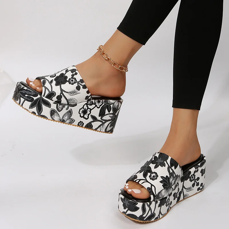 2023 New Summer New Shoes for Women Fashion Bohemian Style Women's Wedge Sandals Leisure Beach Slippers Sandalias