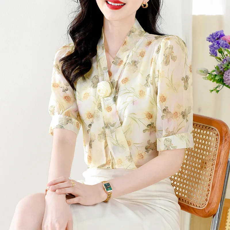 

Vintage Floral Printed shirt Korean Summer Women clothing Short sleeved Chiffon Blouse V neck Casual Female Tops