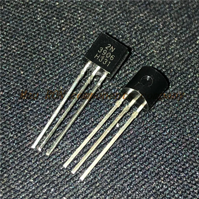 20 шт./лот 2N3906 TO-92 TO92 0.2A 40В PNP транзистор новый оригинальный в наличии