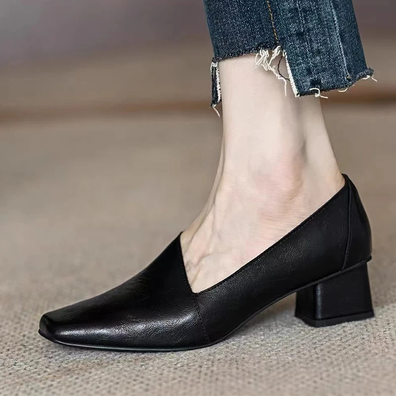 Женские туфли на мелком каблуке с квадратным носком женские кожаные массивном