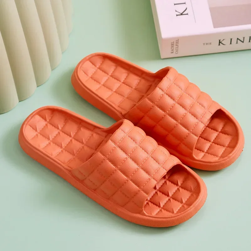 2022 Women Indoor Home Slippers Summer Soft Comfortable Non-slip Flip Flops Bath Couple Family Flat Shoes Hotel Sandals