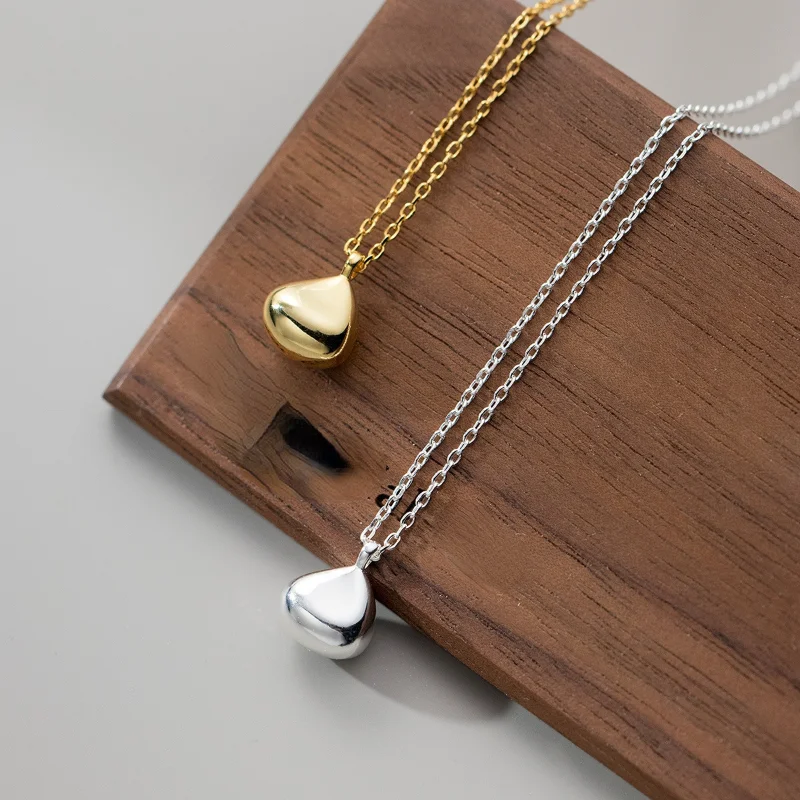 Draweye Water Drop Necklaces for Women Silver Gold Color Simple Metal Jewelry Korean Fashion Simple Elegant Pendant Necklace