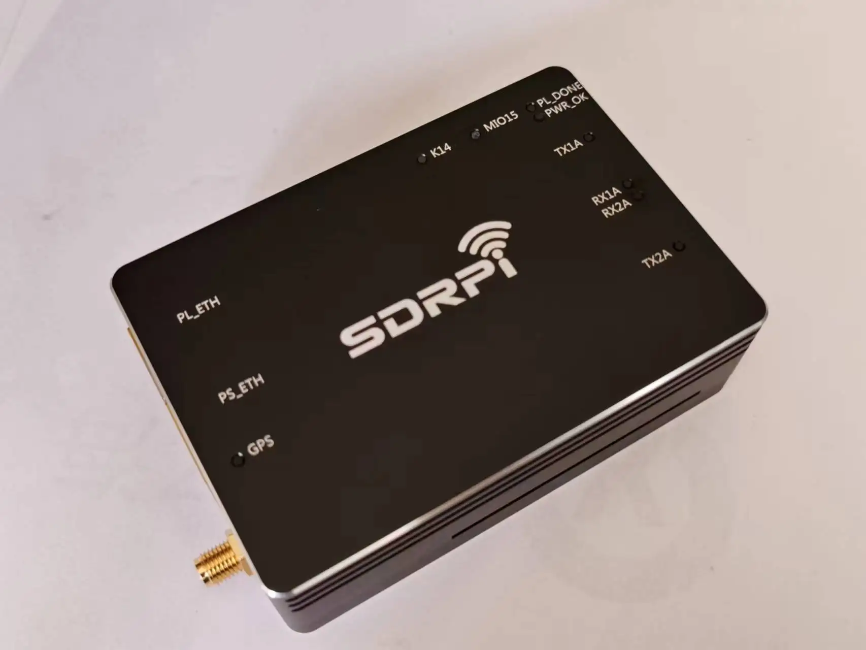 Платформа разработки радио программного обеспечения Tongtu SDRPi ZYNQ AD9361