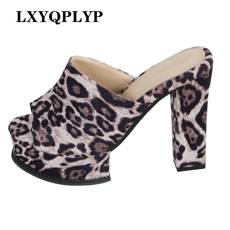 

2022 Niche Design Super High Heel Sandals Fashion Catwalk Sexy Leopard Print Open Toe Ins Tide Europe and The United States