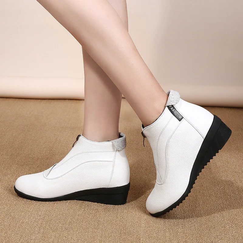 Winter Boots Women 2020 Women Snow Boots Wedge Heels Winter Shoes Women Warm Fur Casual Shoes Zip Women's Shoes Botas Mujer