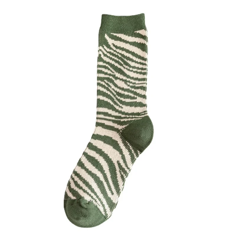 Winter New Socks Women Retro Japanese Small Fresh Avocado Green Medium Tube Socks Light Stripe Students Pile Socks