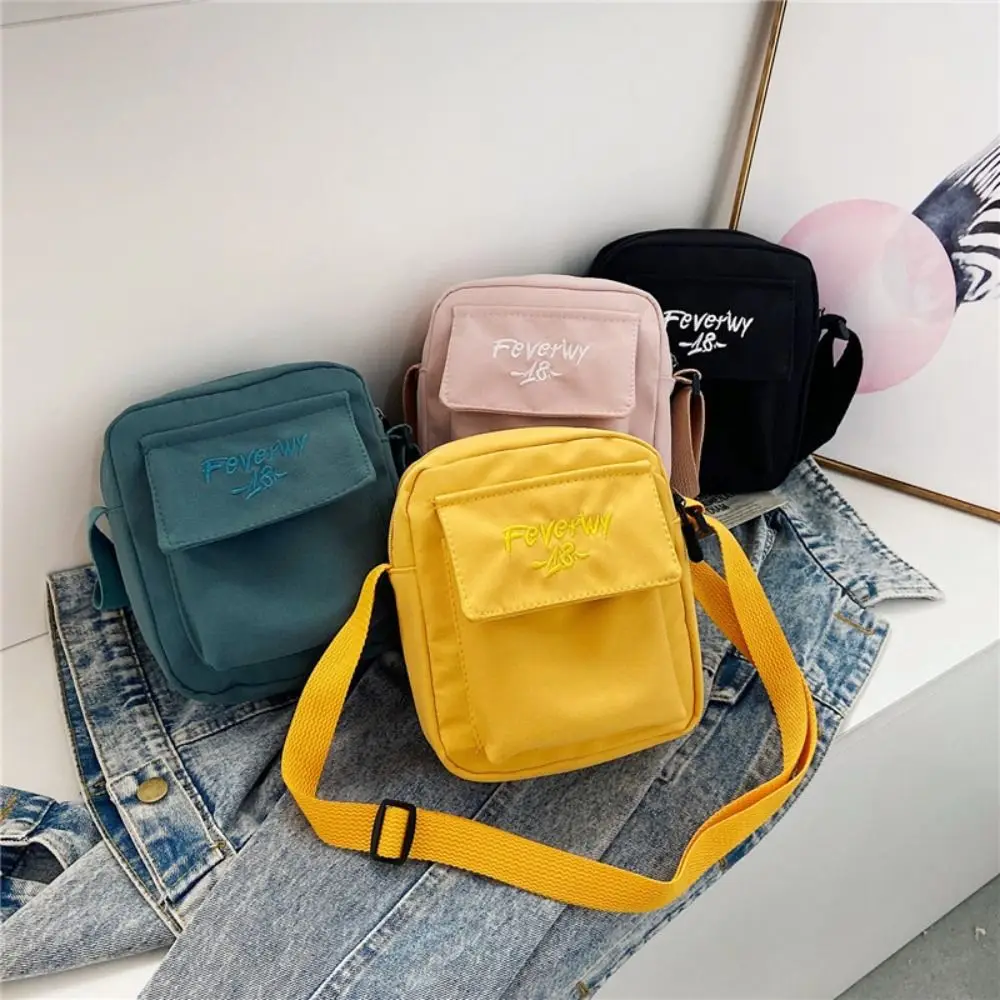 

Casual Style Shoulder Bags Women Girls Nylon Solid Color Crossbody Bag Underarm Bags