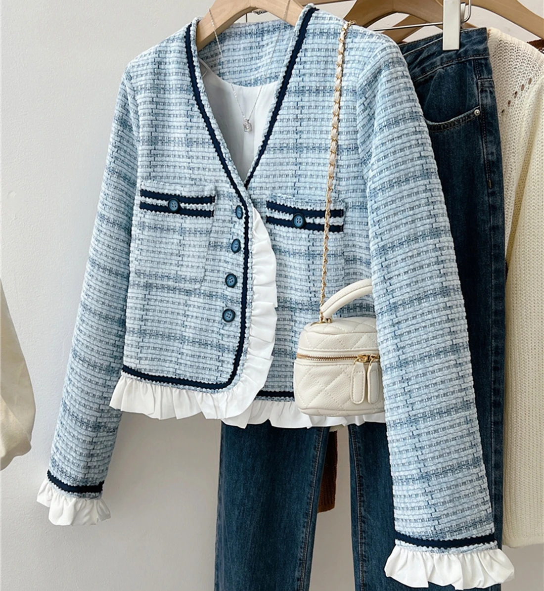 

Твидовая куртка для женщин, Осень-зима 2023, Новая высококачественная французская Роскошная темпераментная универсальная короткая куртка в Корейском стиле