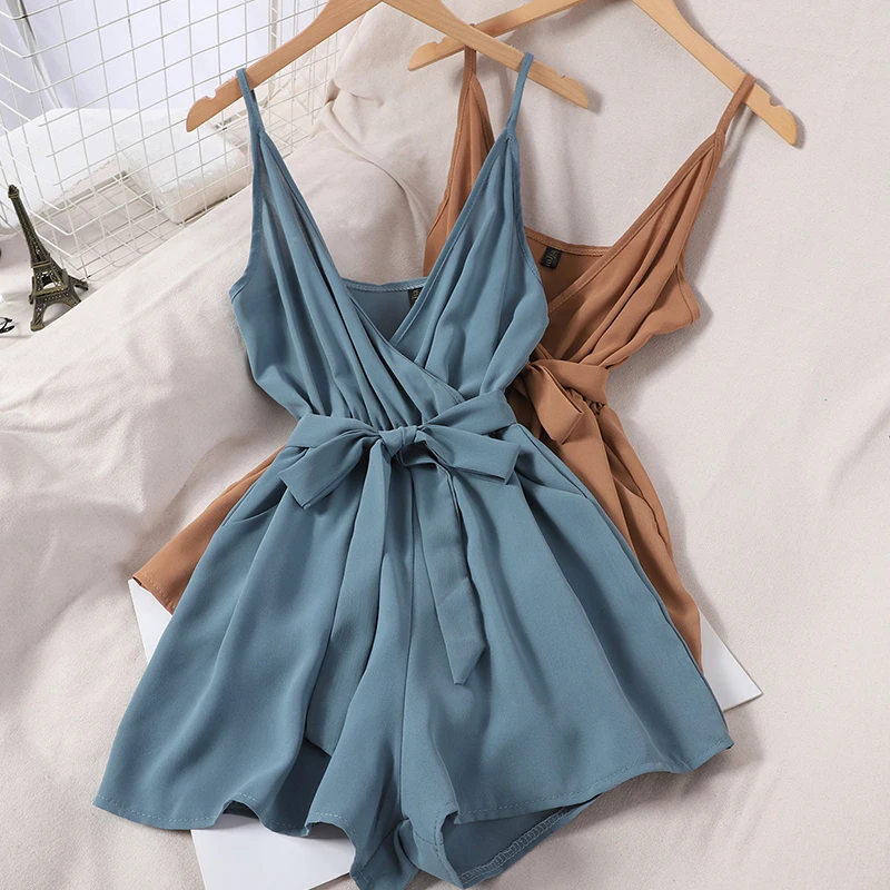 

Summer 2022 new simple versatile V-neck waist strap strap jumpsuit casual pants short skirt women