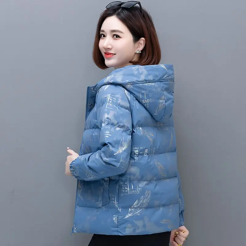 2023 New Winter Parkas Women Hooded Thick Warm Short Ladies Jackets Cotton Padded Casual Parka Fashion Coat Female Outwear C31