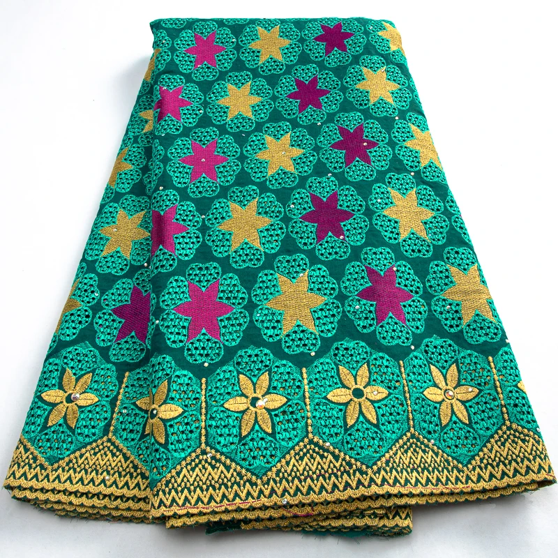 

Latest Nigerian Embroidered Cotton Lace Fabric African Lace Fabric 2023 High Quality Elegant Party Dress for Women Sew A3483