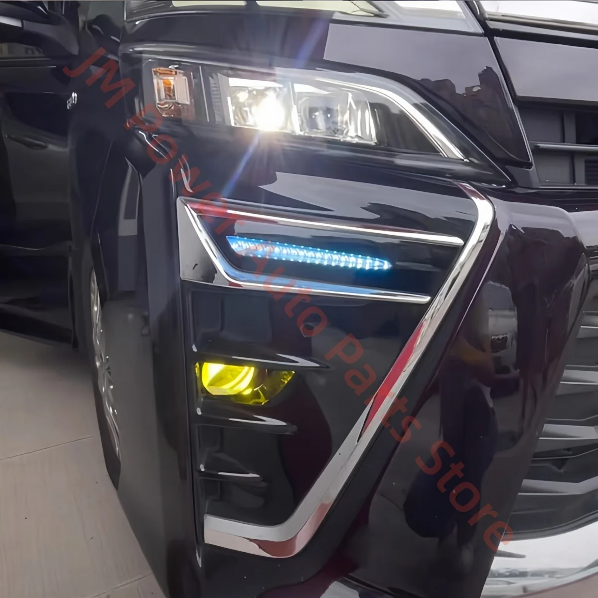 Фото Для Toyota VOXY 80 Series: Модифицированные светодиодные фары переднего бампера, дневные ходовые огни, ночные ходовые огни, указатели поворота. №5
