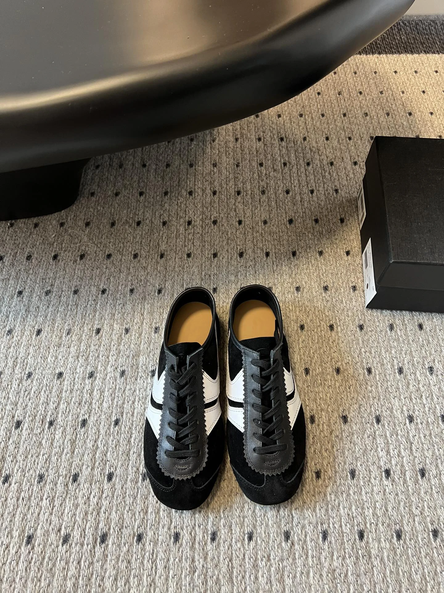 5 20 Женские повседневные модные кроссовки с круглым носком классические