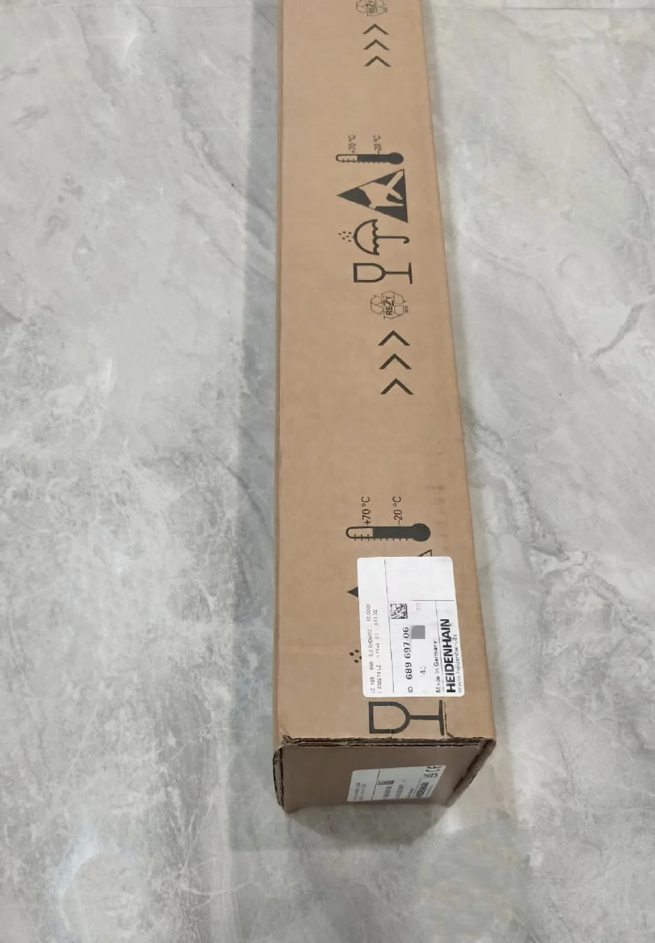 Новый оригинальный абсолютный линейный энкодер Heidenhain LC185 ML=640 ID 689697-06 с оптической линейкой, 2026 год (art.: 3920da0ff45bd) - 3920da0ff45bd