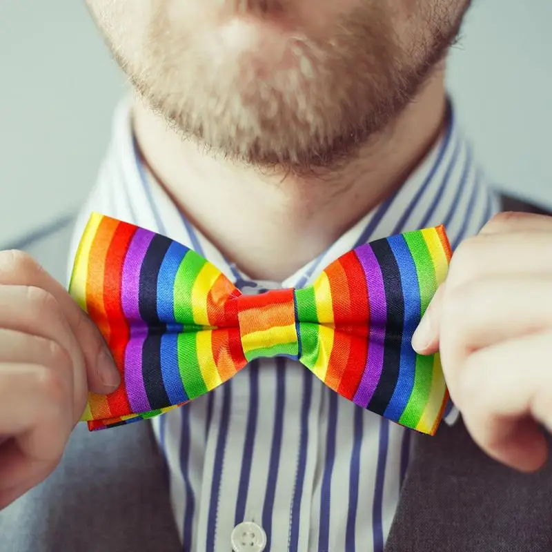 Рисунок 2 - Радужный галстук-бабочка для гомосексуалистов