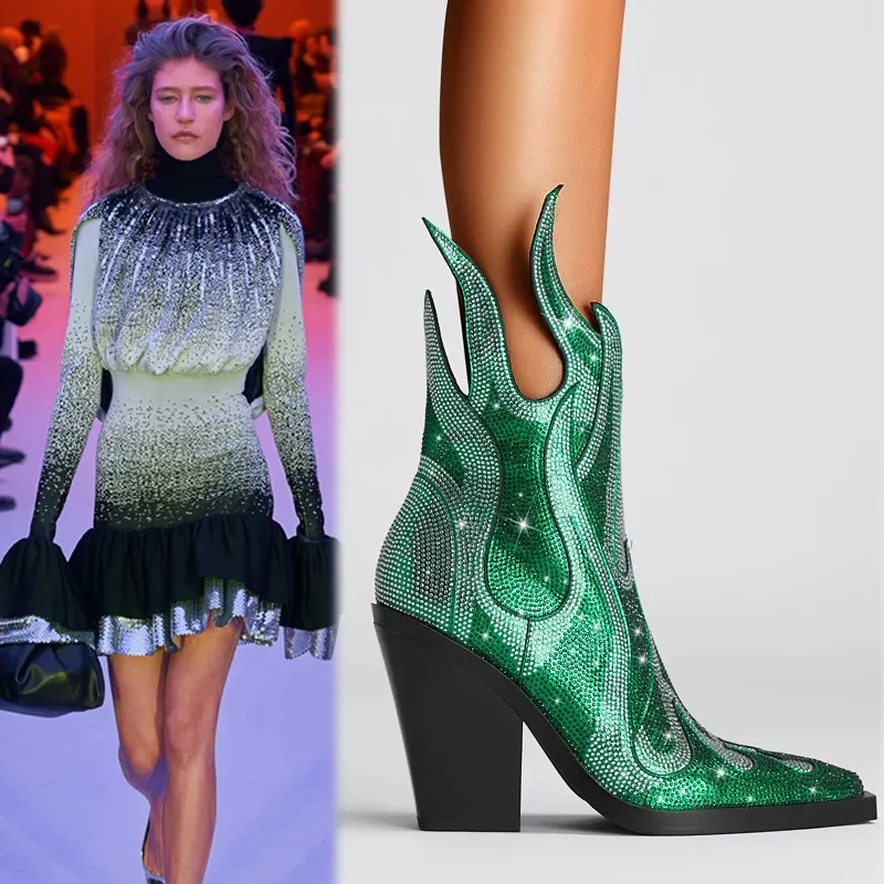 Ботильоны на массивном каблуке в стиле ретро с квадратным носком и стразами