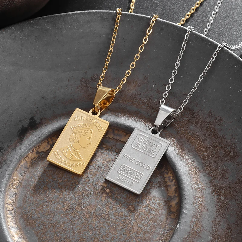

Queen Elizabeth Head Square Necklace Gold Color Stainless Steel Pendant Women Charm Fashion Jewelry Gift
