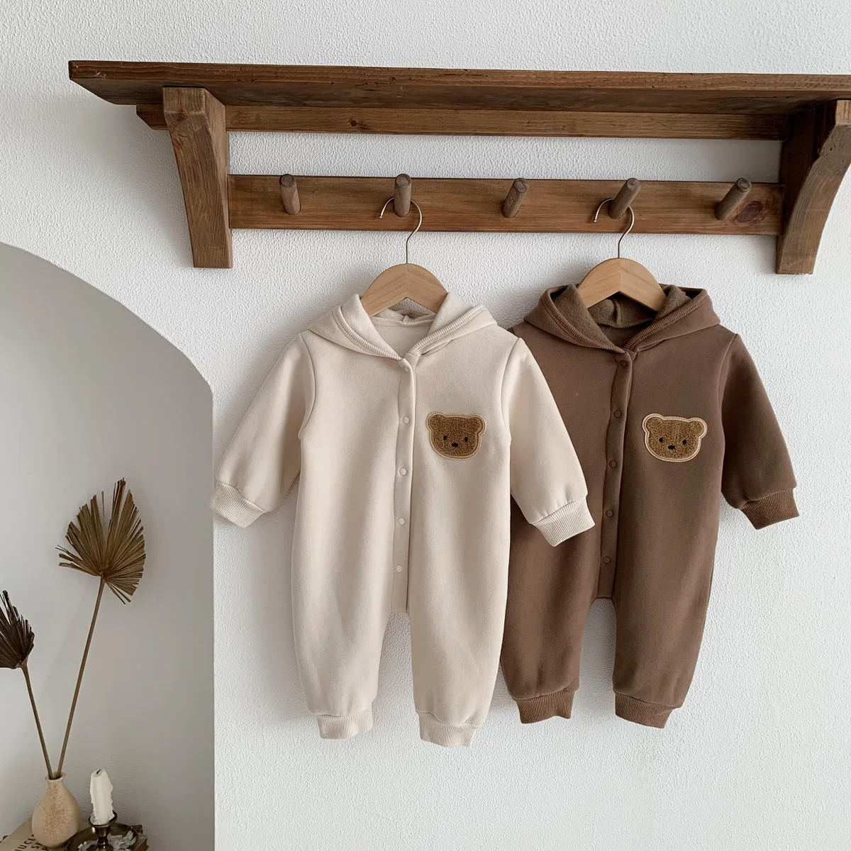 

2023 Fashion Baby Jumpsuit Thickened Autumn and Winter Fleece Bear Rompers Newborn Plus Velvet Romper Infant Baby Onesie