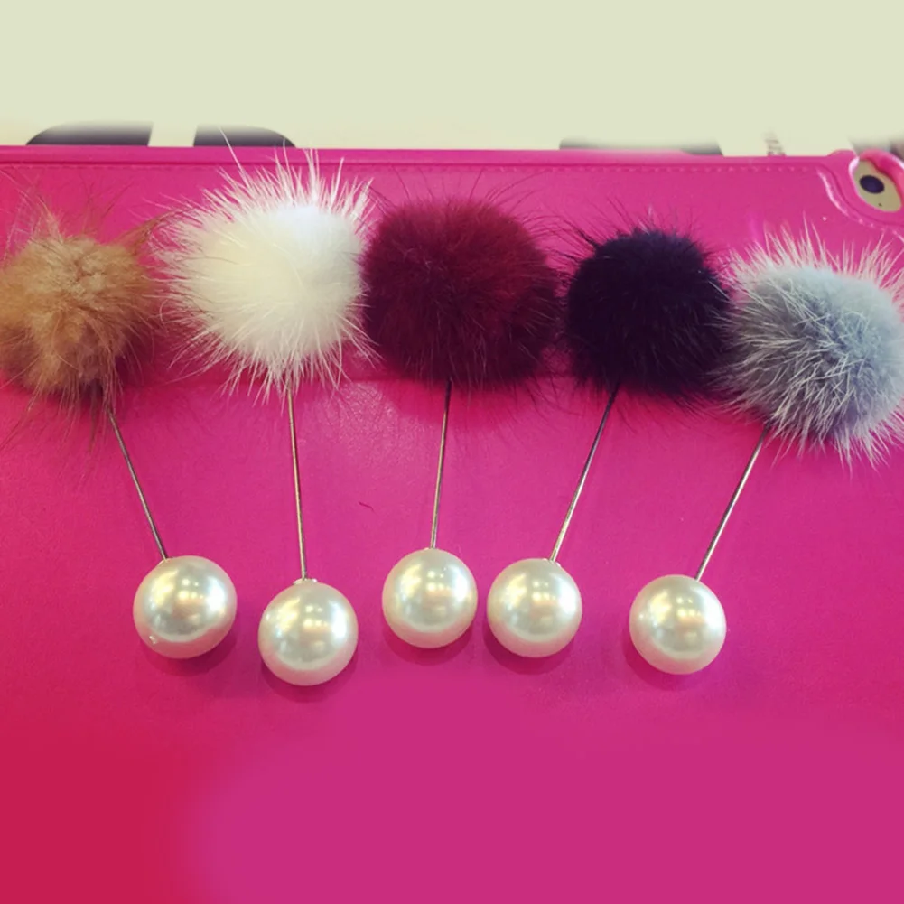 

New Cute Charm Simulated Pearl Brooch Pins For Women Korean Fur Pompom Ball Piercing Lapel Brooches Collar Jewelry Party Gift