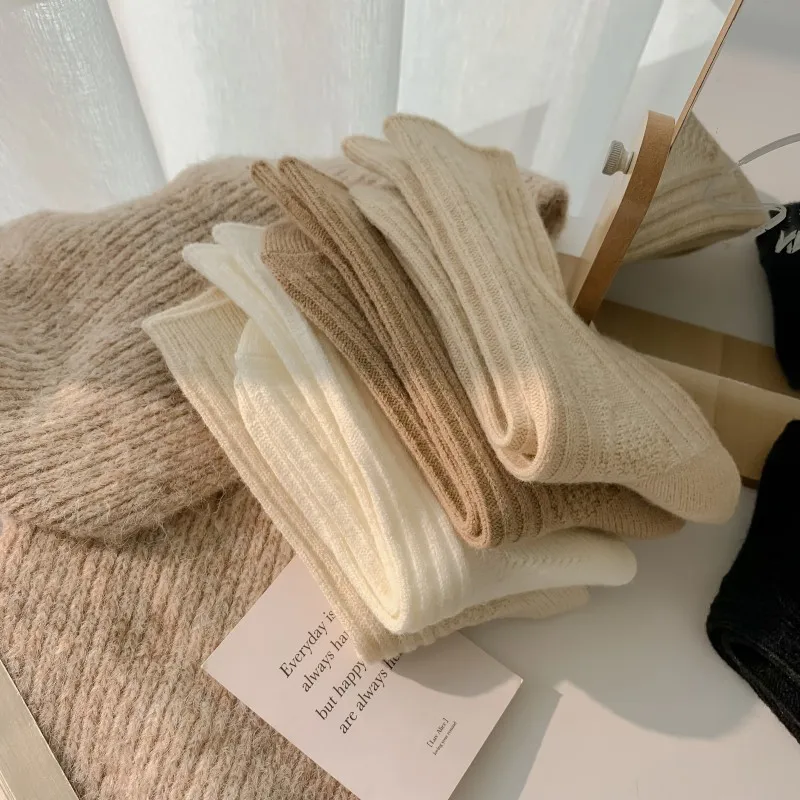 Simple Solid Color Wool Socks Set 5 Pairs for Women Casual Breathable Warm Black White Off White Diamond Girls Socks Female Gift