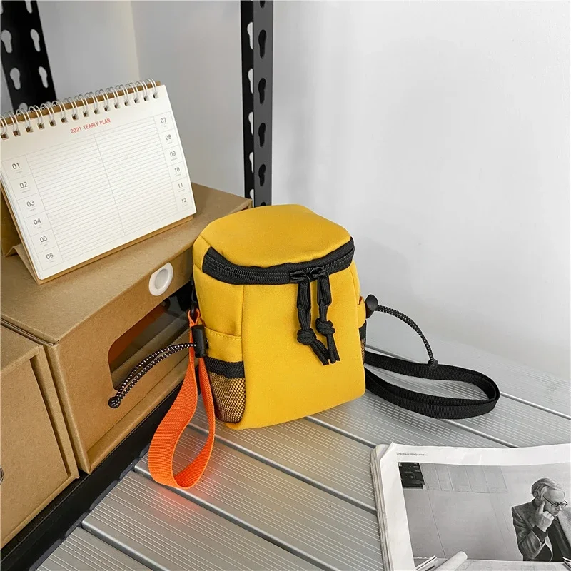 

New High Quality Youth Fashion Casual Style Shoulder Bag Hot Selling Simple Nylon Crossbody Bag Mobile Change Small Square Bag