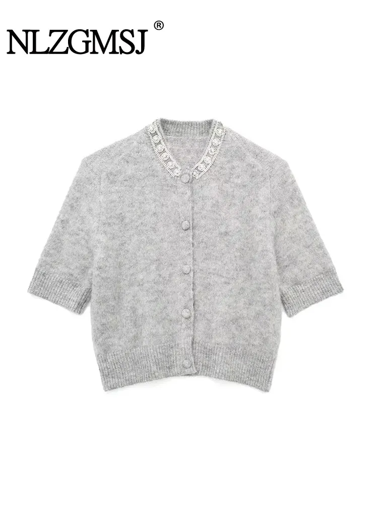 Женский кардиган на пуговицах с круглым вырезом и коротким рукавом