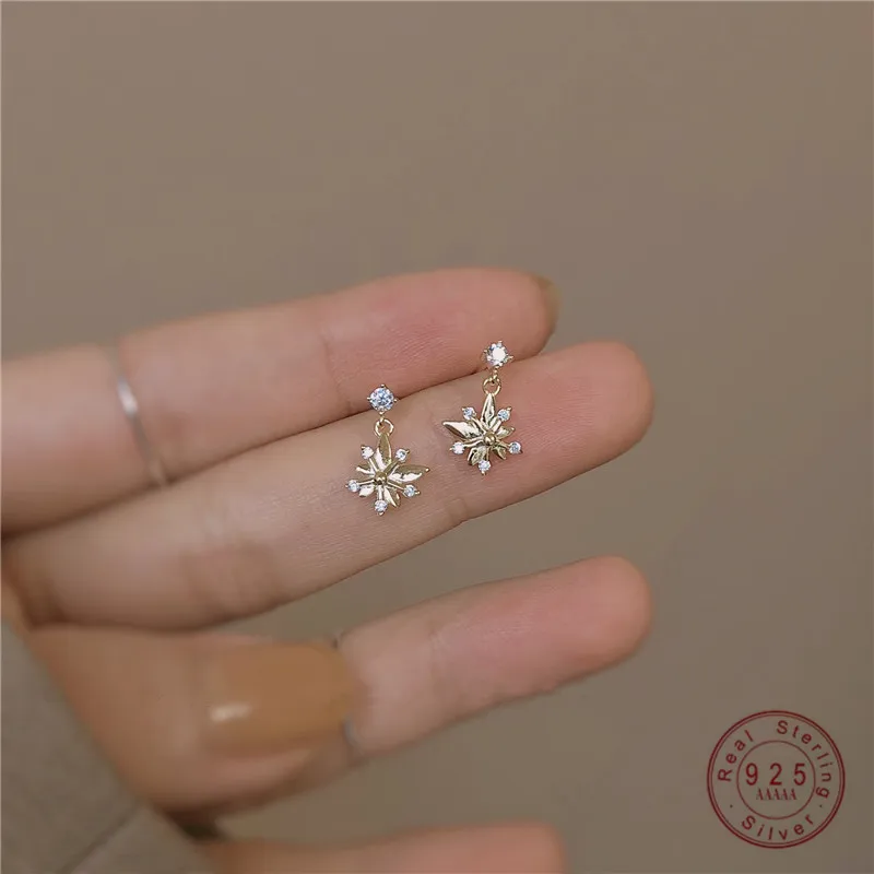 

925 Sterling Silver Small Fresh Flower Exquisite Crystal Plating 14k Gold Earrings Women Exquisite Creative All-Match Jewelry
