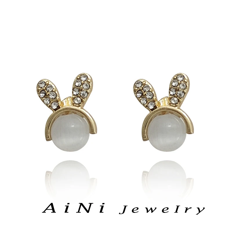 

Fashkon Jewelry Cute Stone Rabbit Earrings 925 Silver Needle Lovely Design Metal Alloy Stud Earrings For Women GIrl Wholesale
