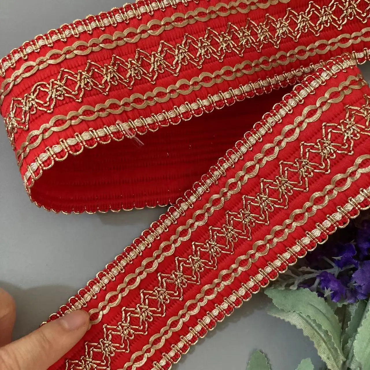 Красное кружевное платье 1 м 5 см