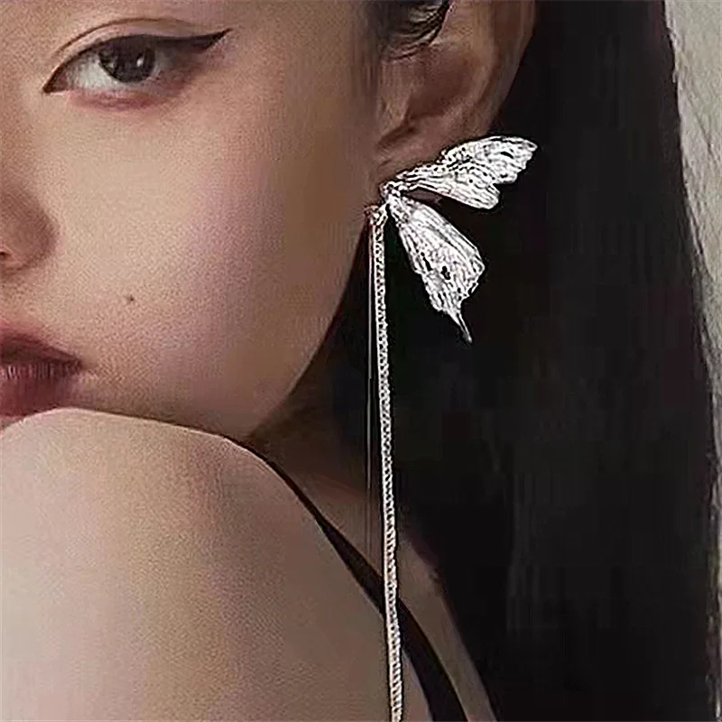 

KADRUFI Punk Y2K Silver Color Butterfly Shape Long Tassel Drop Earrings for Women Goth Kpop Earring Accessories Brincos Jewelry