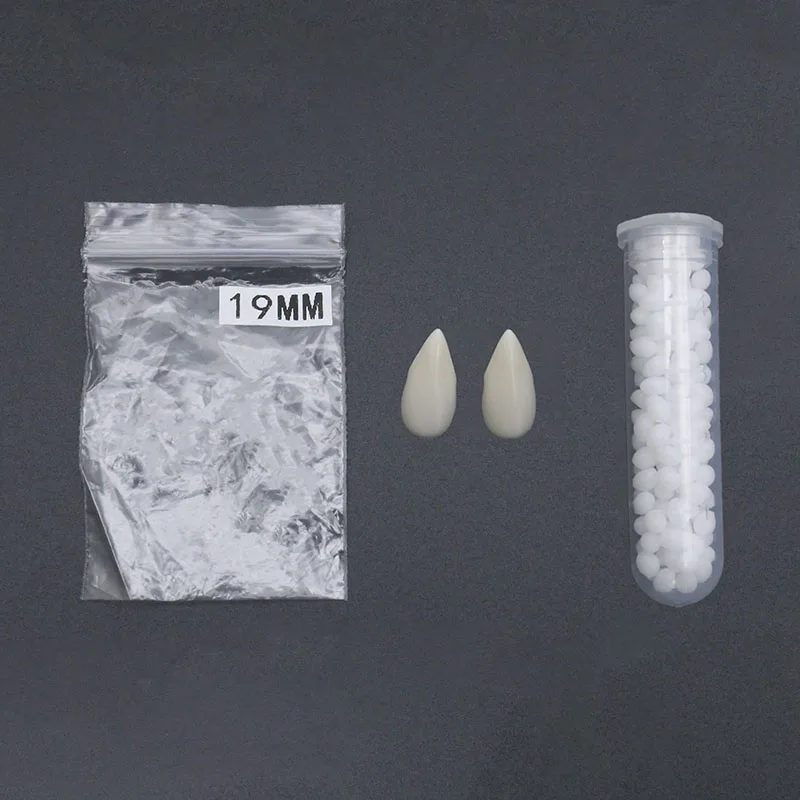 

Накладные клыки для Хэллоуина