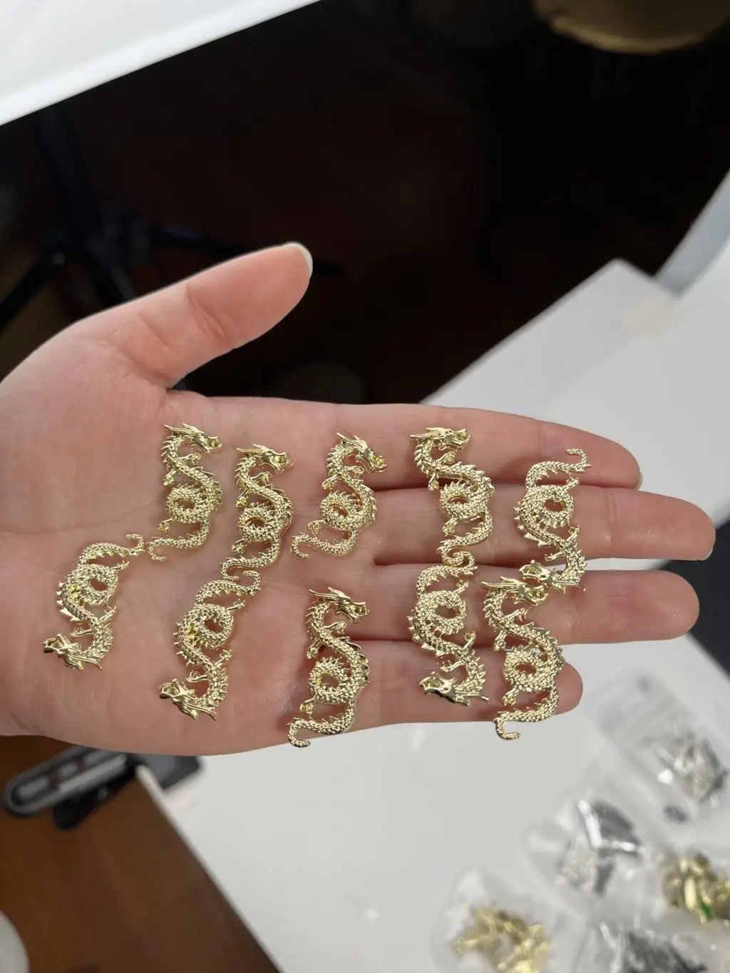 10 шт. 2 цвета аксессуары для ногтей Дракон Серебряный Золотой сплав дракон подвески для ногтей ювелирные изделия китайский дракон украшение для ногтей маникюр