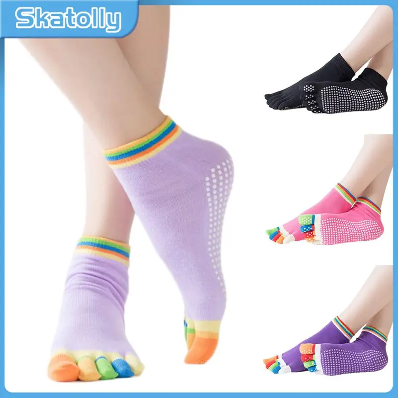 

1 Pair Women Sports Breathable Yoga Socks Fitness Pilates Cotton Socks Rainbow Workout Anti Slip Toe Socks Colorful Sports Socks